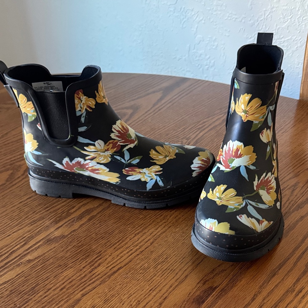 Western Chief Rain Boots New